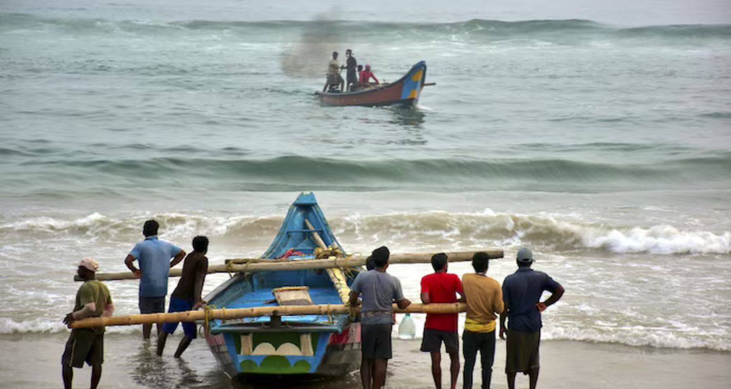 Cyclone Dana is expected to make landfall between Puri and Sagar Island.