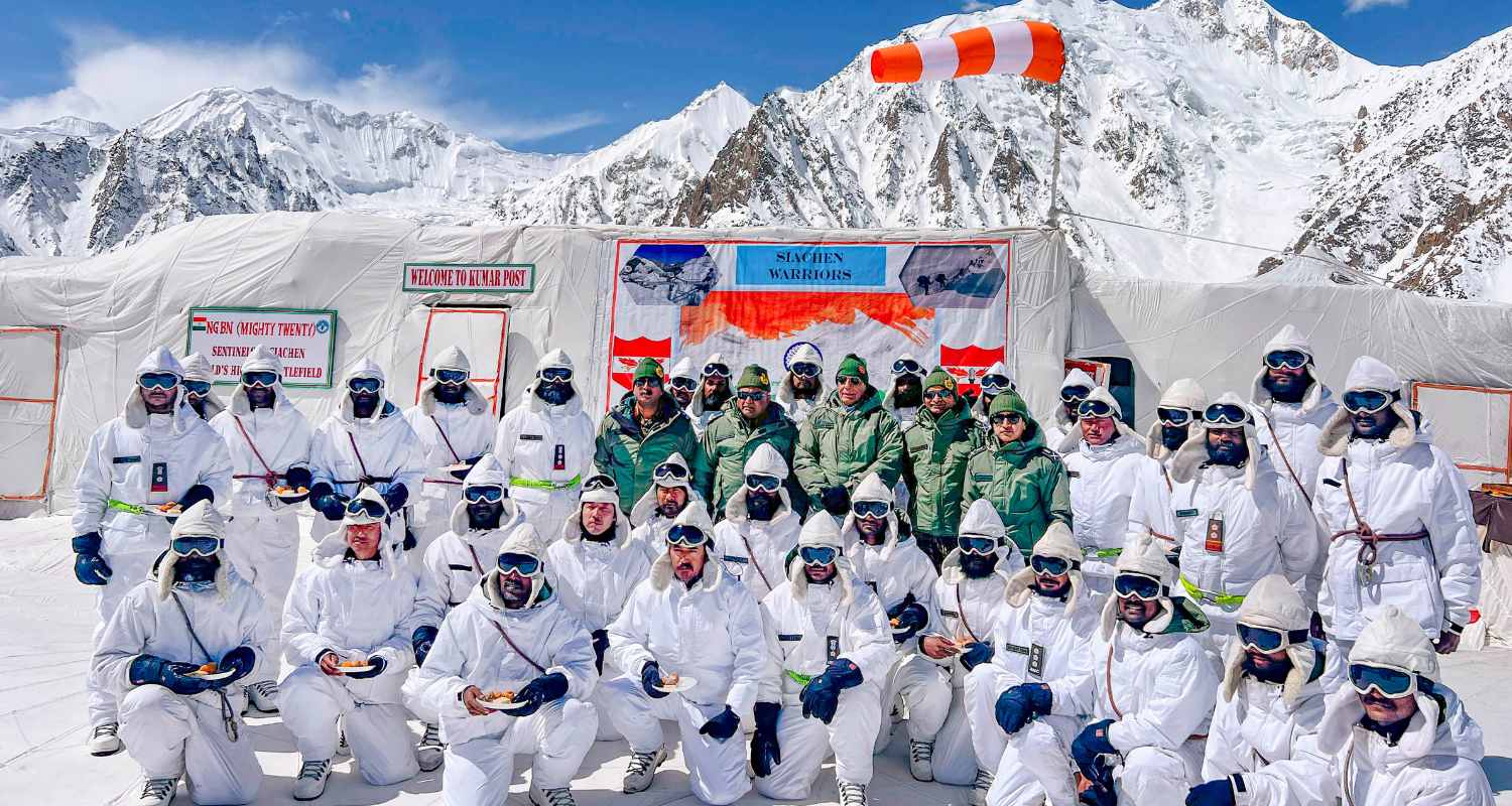  Defence Minister Rajnath Singh and Chief of Army Staff General Manoj Pande during a visit at Siachen Base Camp, in Ladakh.