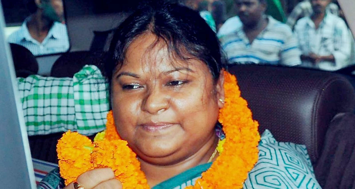 Ex-Jharkhand CM Hemant Soren's Sister-in-law Sita Soren Joins BJP On ...